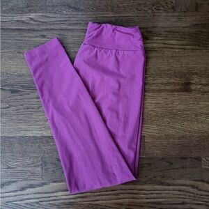 Solid Dark Pink Leggings